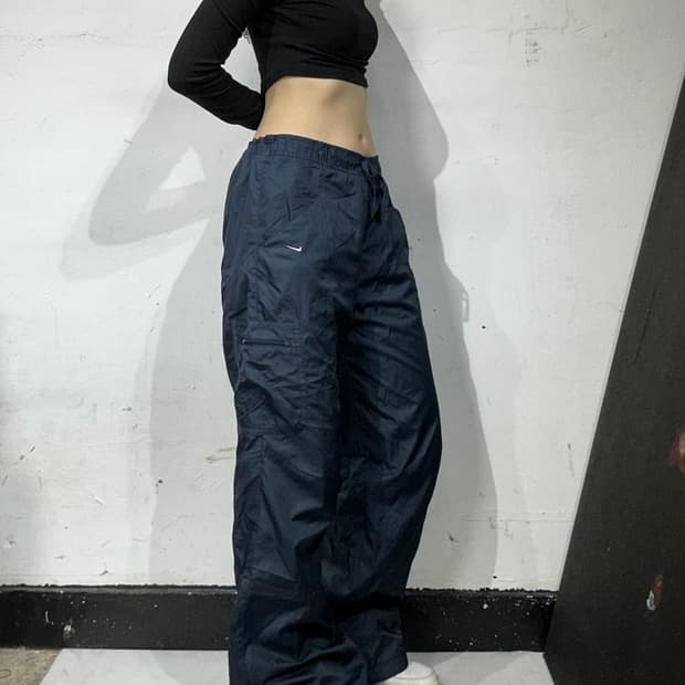 나이키 00s 네이비 스몰 스우시 힙합 댄스 트랙 팬츠 추리닝 바지 L