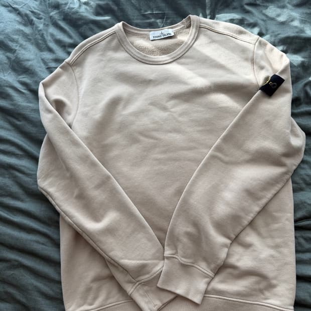 스톤아일랜드 샌드색상 맨투맨 XL