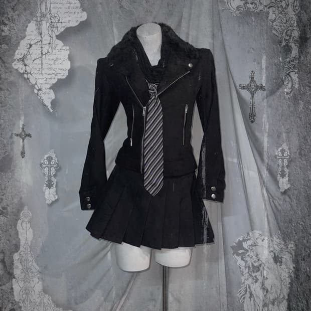 데일리 무채색 스트라이프 레이어드 블랙 펑크 코디세트 