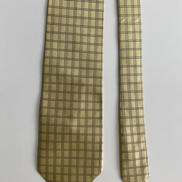 입생로랑 넥타이