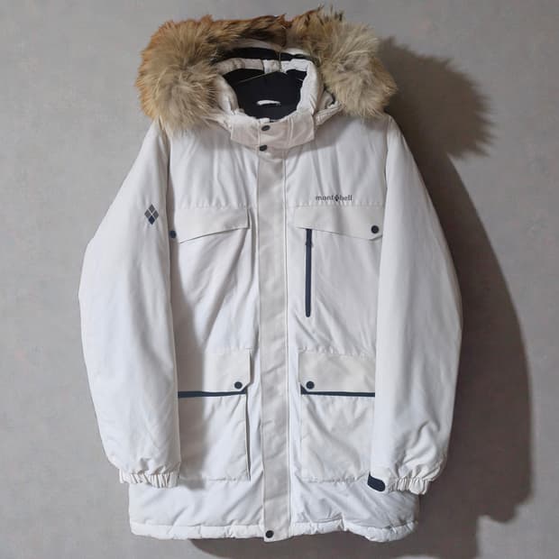 몽벨 화이트 구스다운 라쿤퍼 패딩 점퍼 105