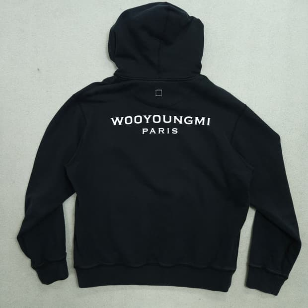 우영미 백로고 후드티 46