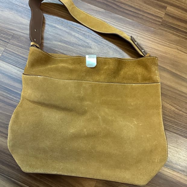 Massimo Dutti 스웨이드 숄더백