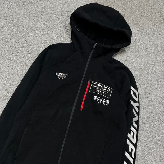 [95] 다이나핏 후드집업