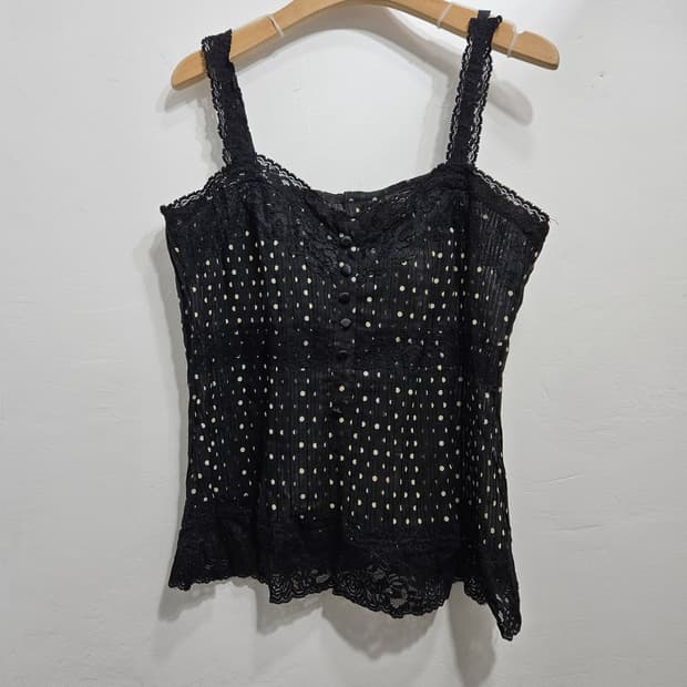 블랙 도트 슬리브리스 탑