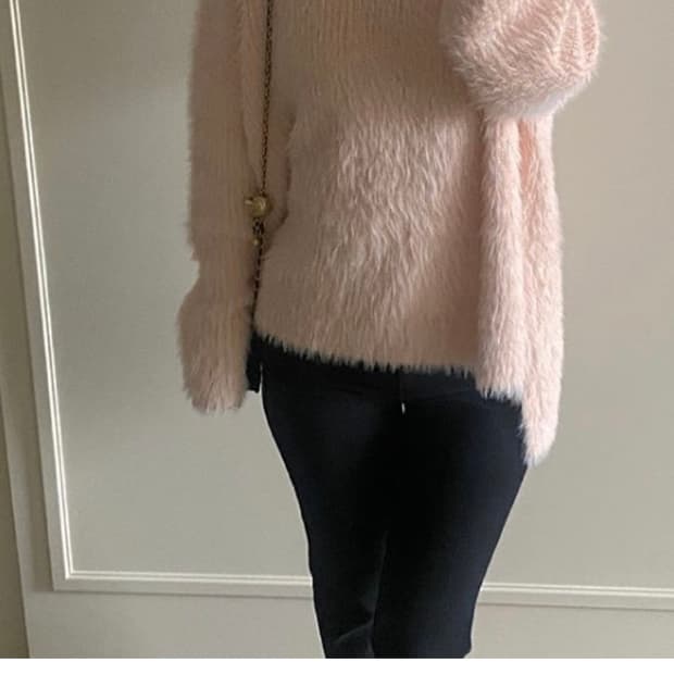 수지 니트 유솝 핑크 앙고라 니트