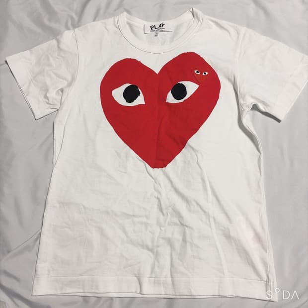 꼼데가르송 빅하트 반팔 티셔츠 화이트 L