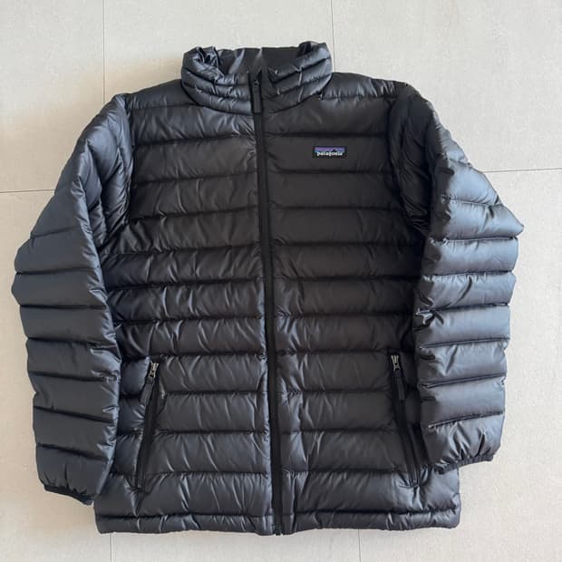 파타고니아 키즈 다운스웨터xl(여성가능)