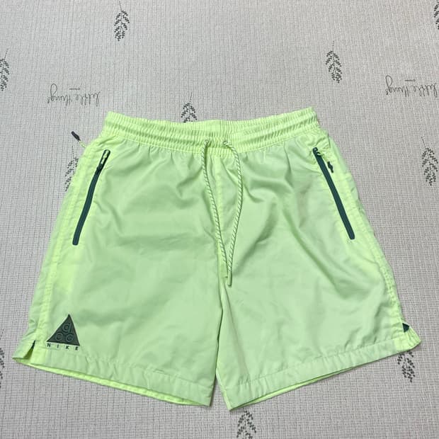 [S] 나이키 acg 우븐쇼츠 그린