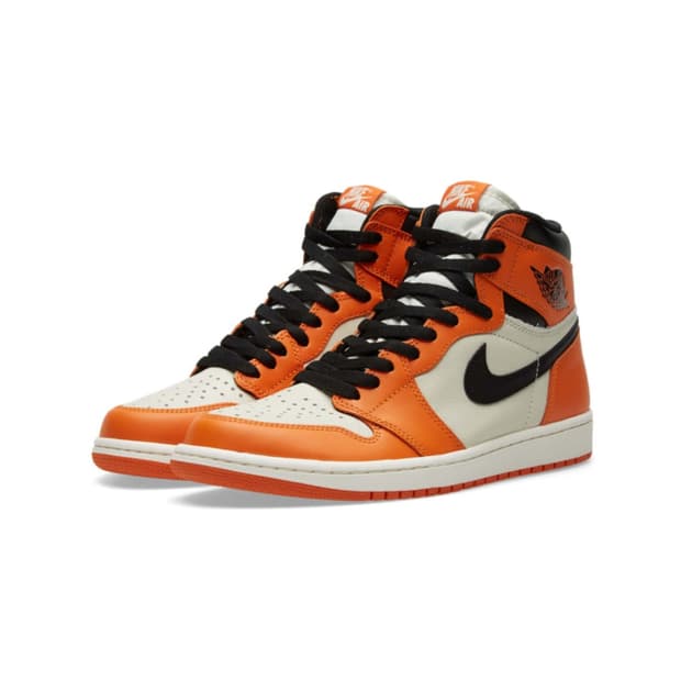 [250] 나이키 에어조던 1 리버스 쉐터드 백보드