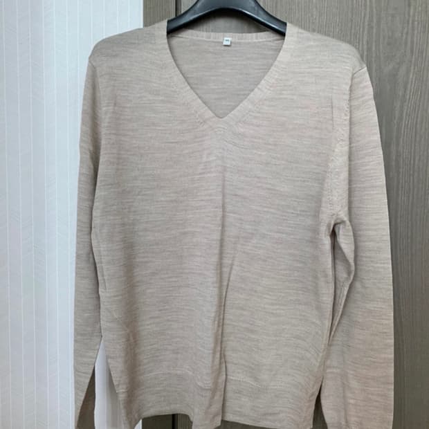 무인양품 브이넥 니트