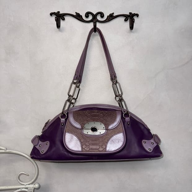 Purple python half buckle chain 숄더백