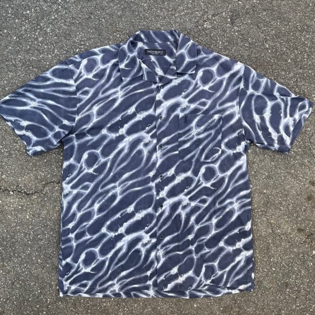 90s “Yves Saint Laurent” 1/2