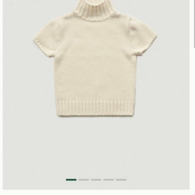 더바넷 하프 터틀넥 니트