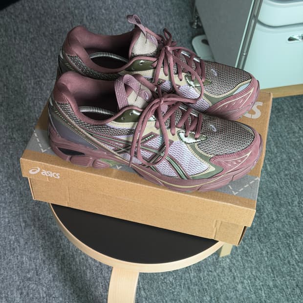 아식스 UB6-S GT-2160 / 280