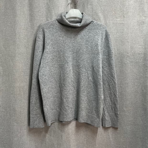 [XL] 유니클로 캐시미어 100% 터틀넥 긴팔 니트