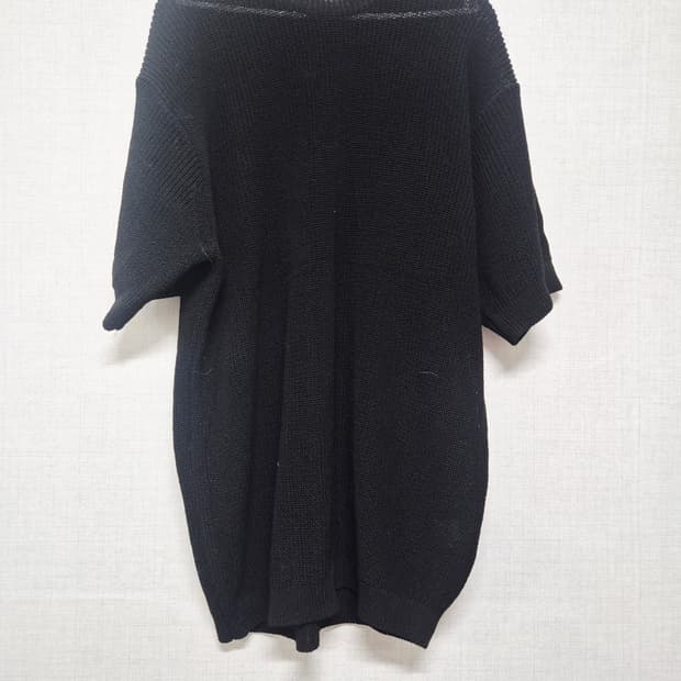 블랙 루즈반팔 티셔츠