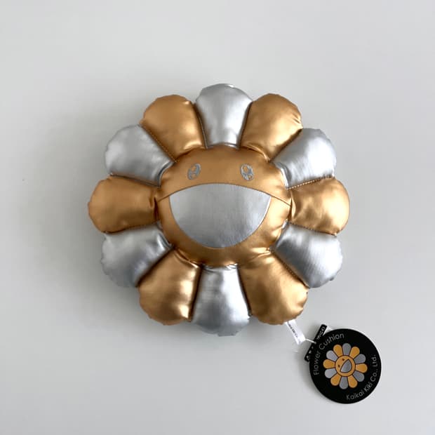 무라카미다카시 플라워 쿠션 골드실버 30cm