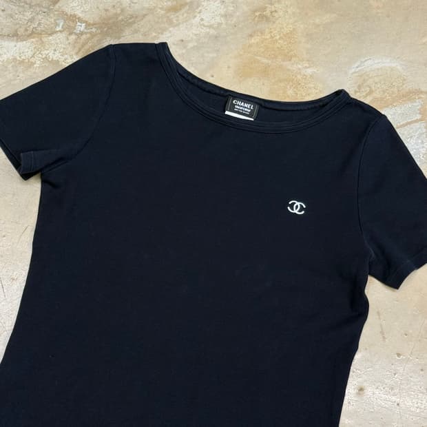 S 샤넬 스몰로고 여성 반팔티 