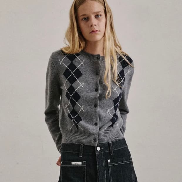 [새상품] 아티드 프리미엄 캐시미어 아가일 라운드 가디건 멜란지그레이