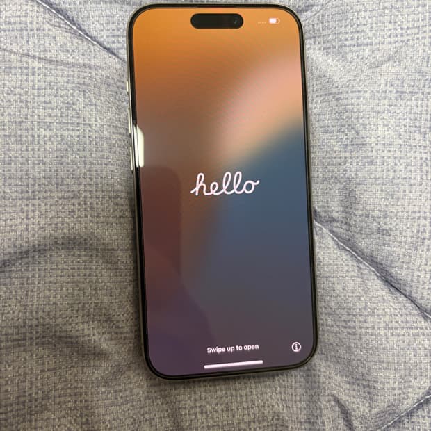 아이폰 15pro 내츄럴티타늄 256 판매합니다