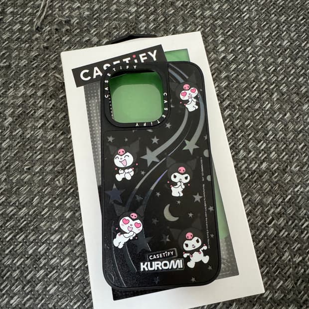 케이스티파이 15프로 쿠로미 콜라보