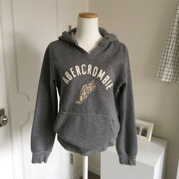 아베크롬비 그레이 날개 후드티