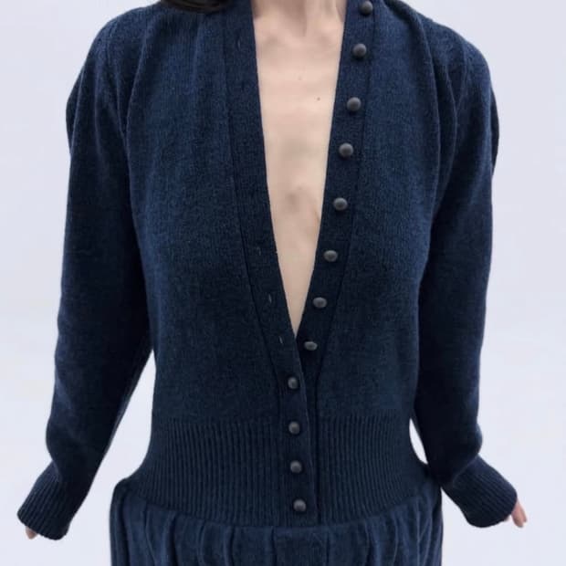 Eonts Roof Knitwear Bokashi Blue