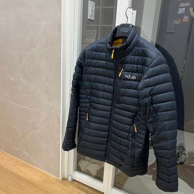 Rab 경량패딩