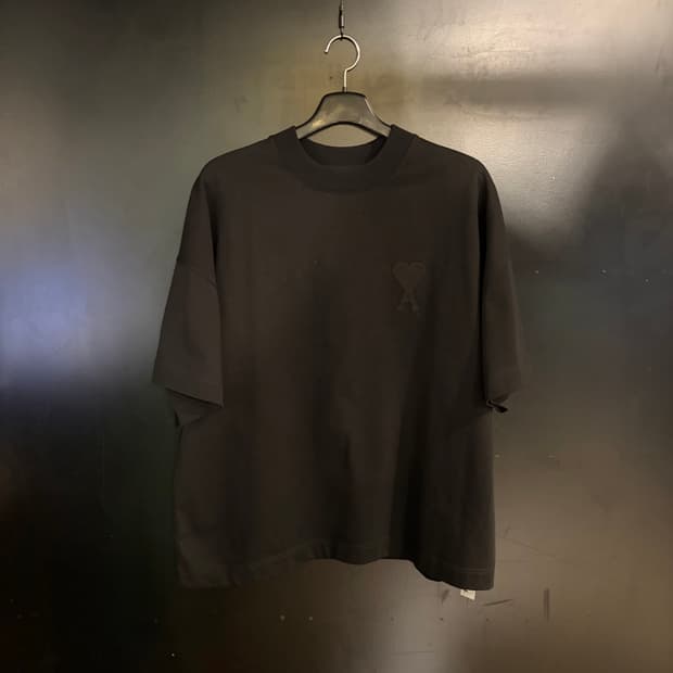 아미 하트 로고 반팔티