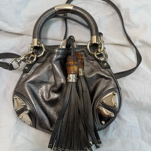 Rare] 구찌 인디백 메탈릭 실버