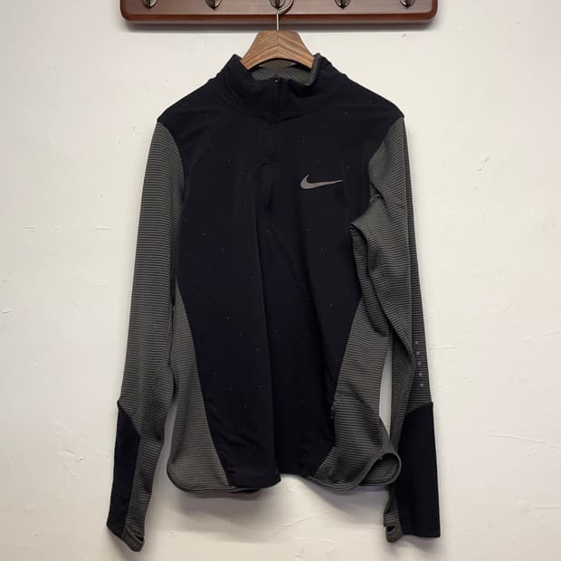 나이키 (우먼) 러닝 에어로리액트 롱 슬리브 