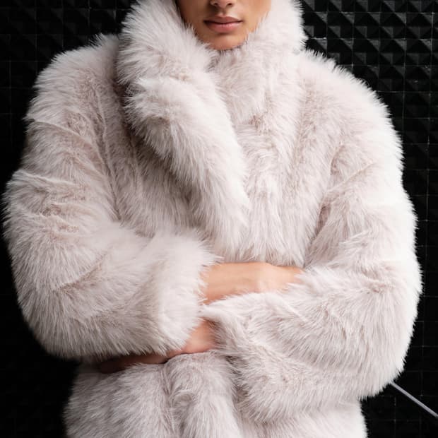 퍼 코트 faux fur coat y2k 페어리 갸루 고스 펑크 그런지