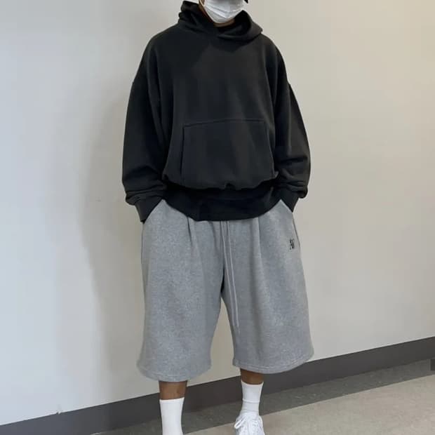 어텐션로우 버뮤다 팬츠