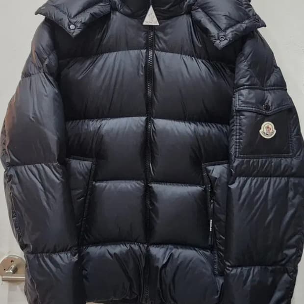 몽클레어 남성 후드 숏패딩4사이즈 25.11월 백화점