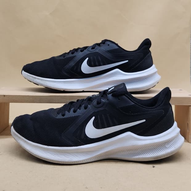 나이키 다운시프터 남성런닝화260