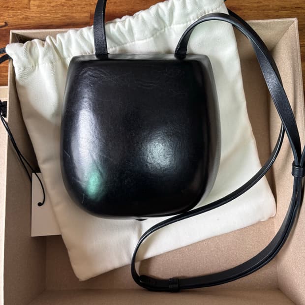 르메르 타코백 블랙