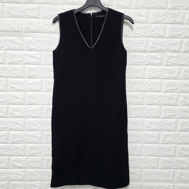 택포) 한섬 시스템 블랙 민소매 원피스 S