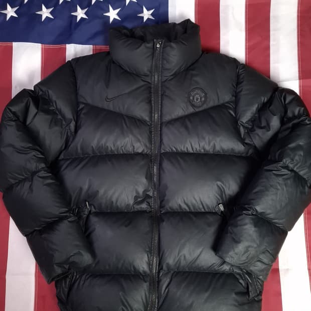 오리지날 맨체스터유나이티드 블랙 패딩 푸퍼