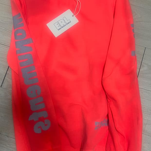 ERL MONUMENTS LS TEE