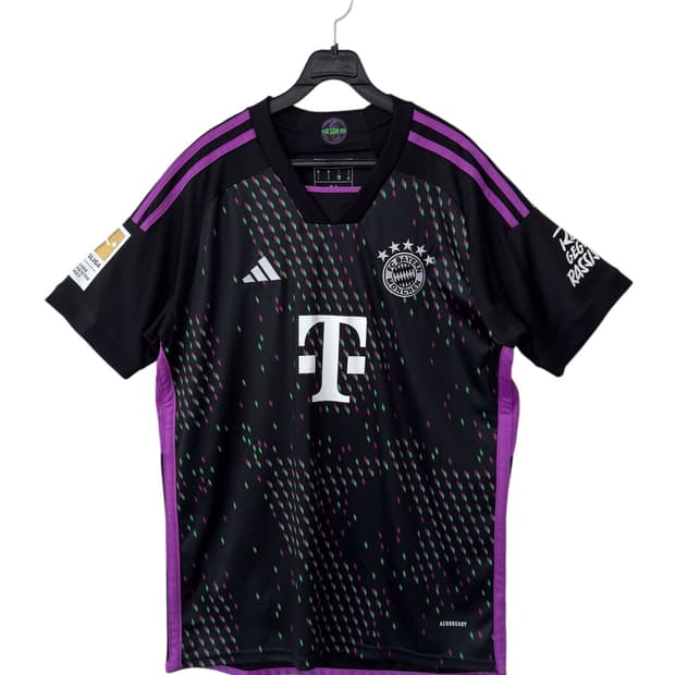 바이에른 뮌헨 23/24 어웨이 케인 유니폼