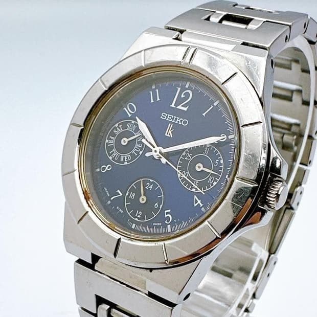 세이코 루키아 빈티지 멀티펑션 메탈 시계