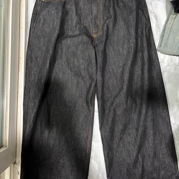Belvet baggy rigid denim