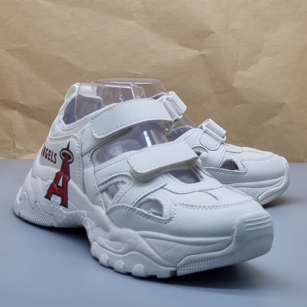 MLB 빅볼청키 마스크 여성샌들240