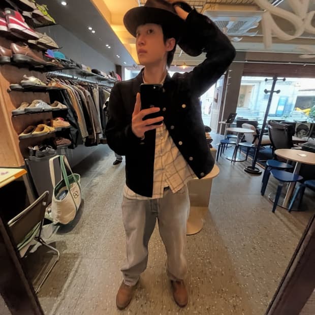 바버샵 Goodfolks 고트 스웨이드 트러커 재킷 블랙 50