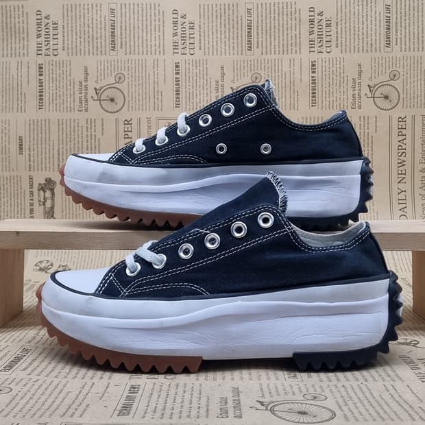 컨버스 런스타 하이크 로우 스니커즈 240