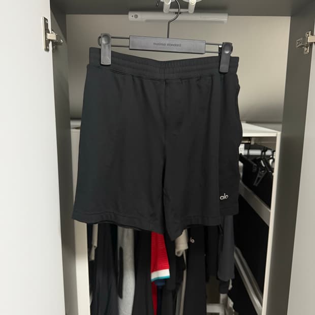 alo yoga 알로요가 쇼츠 블랙