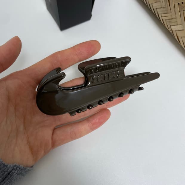 스킴스 나이키 집게핀