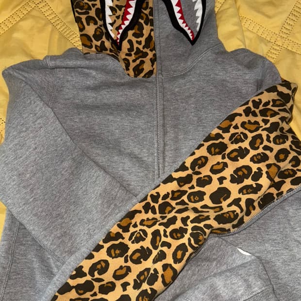 베이프 Bape 호피 레오파드 샤크 후드집업