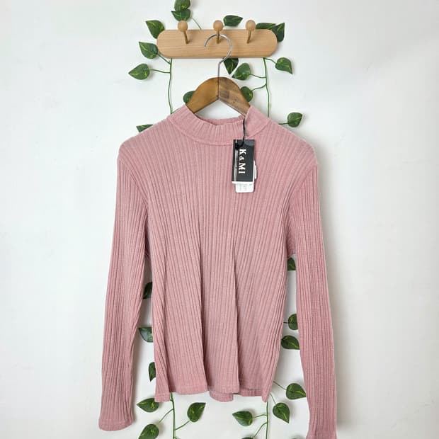 하이넥 핑크 슬리브